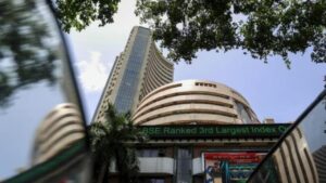 Sensex Closing Bell: बाजार में निवेशकों के चेहरे खिले, सेंसेक्स 1330 अंकों की उछाल के साथ बंद, निफ्टी 24500 के पार