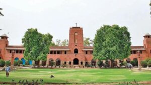 Delhi: DU ने सेंट स्टीफन कॉलेज पर सीट आवंटन को लेकर गंभीर आरोप लगाए