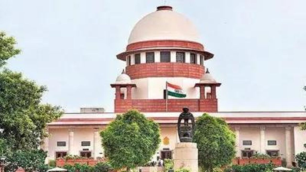 SC on Child porn: सुप्रीम कोर्ट ने मद्रास हाई कोर्ट के फैसले को पलटा, POCSO एक्ट में बदलाव की सलाह