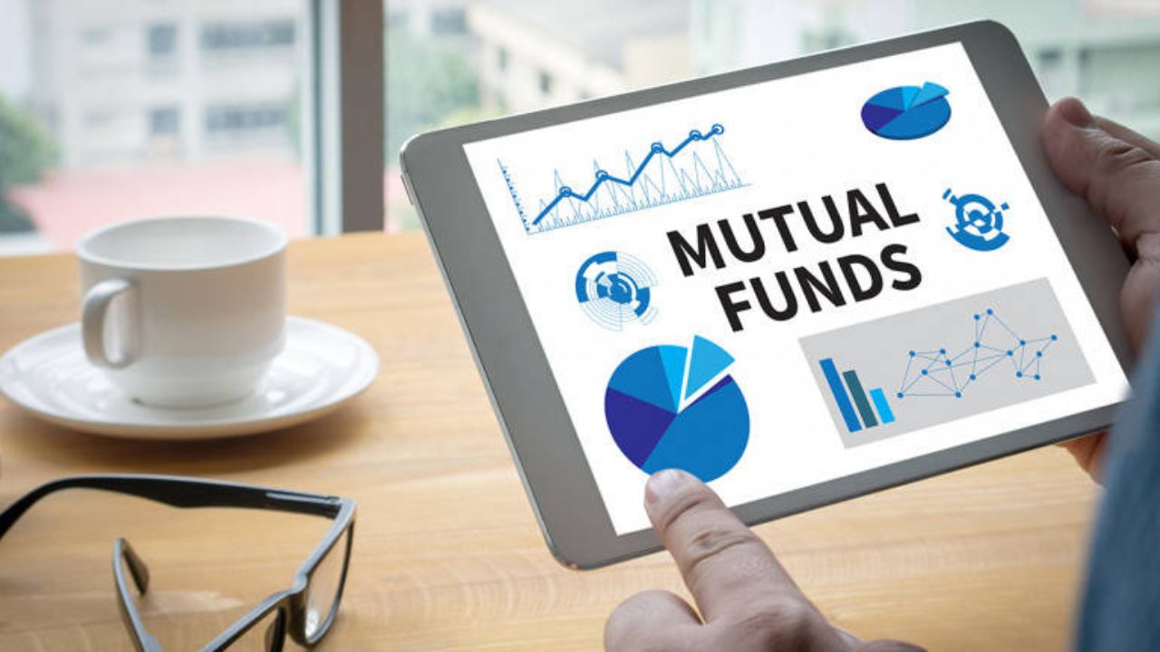 Mutual Funds Investment: 10 साल में 7 गुना रिटर्न, इस म्यूचुअल फंड योजना ने 10 लाख रुपये को बनाया 69 लाख रुपये