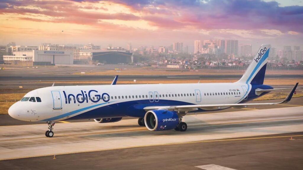 IndiGo Airlines: इंडिगो एयरलाइंस, सिस्टम ठप, देशभर में यात्रियों की फंसी